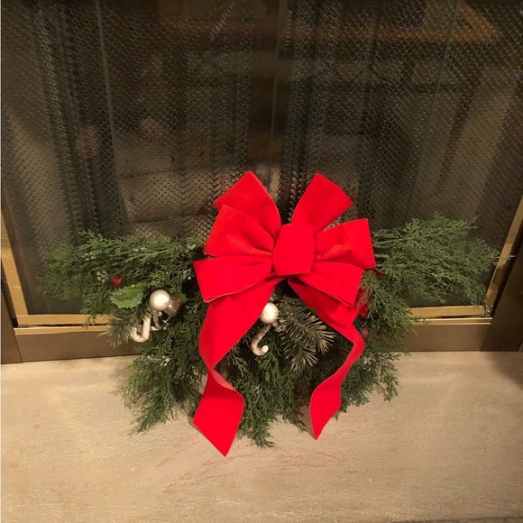 💕Host Pick💕🛍2 for $35🛍Vintage Christmas faux wreath home decor light weight - Picture 3 of 4
